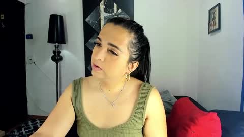  SARAHJEY     online show from 04/10/26, 05:17