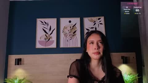 Snapshot of sarahmiler_ chatting on 09/09/25, 12:05 Sarah online show from 09/09/25, 12:05
