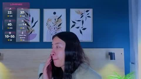 Snapshot of sarahmiler_ chatting on 10/24/25, 11:39 Sarah online show from 10/24/25, 11:39