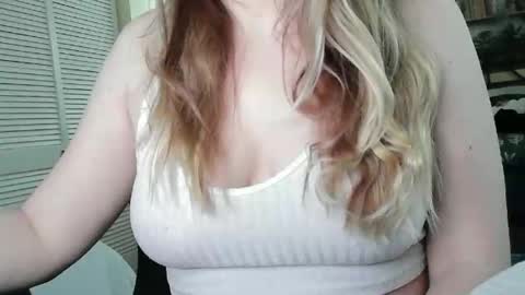 Snapshot of sarahmummy chatting on 02/26/26, 02:49 Sarah online show from 02/26/26, 02:49