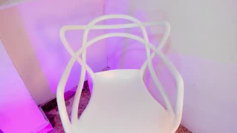 Snapshot of sarahnovoa_ chatting on 11/17/25, 07:19 Sarahnovoa online show from 11/17/25, 07:19