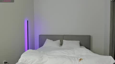 sarahphyllis online show from 11/05/25, 07:36