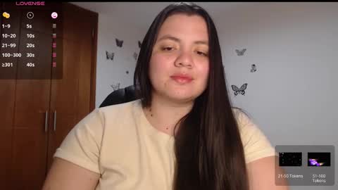 Snapshot of sarahros1 chatting on 10/09/25, 03:48 Sarah online show from 10/09/25, 03:48