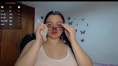 Snapshot of sarahros1 chatting on 11/27/25, 04:14 Sarah online show from 11/27/25, 04:14