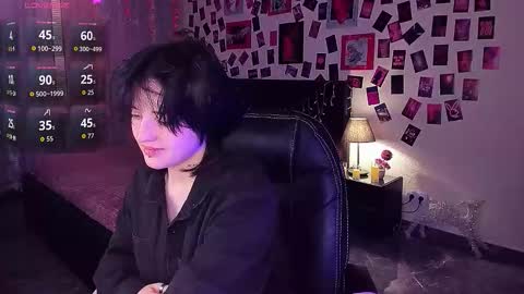 Snapshot of sarahshelby chatting on 03/10/26, 10:20 Sarah online show from 03/10/26, 10:20