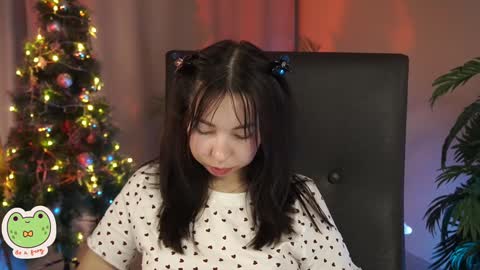 Snapshot of sarahson chatting on 01/05/25, 11:48 vacation 16-30 of november caucht me in insta online show from 01/05/25, 11:48