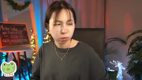 Snapshot of sarahson chatting on 01/09/25, 06:06 vacation 16-30 of november caucht me in insta online show from 01/09/25, 06:06