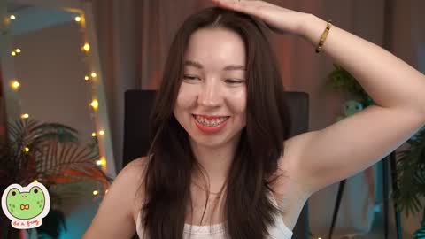 Snapshot of sarahson chatting on 01/22/25, 09:13 vacation 16-30 of november caucht me in insta online show from 01/22/25, 09:13