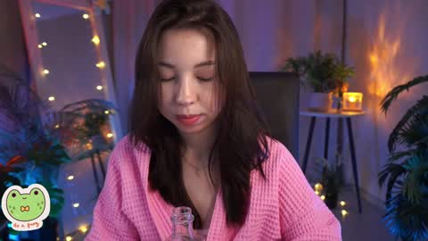 Snapshot of sarahson chatting on 02/08/25, 05:29 vacation 16-30 of november caucht me in insta online show from 02/08/25, 05:29
