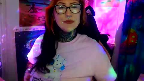 Sarah T online show from 02/21/26, 06:36