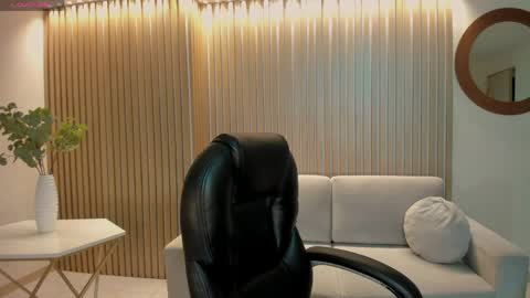 Sarah  independent model online show from 04/01/26, 04:13