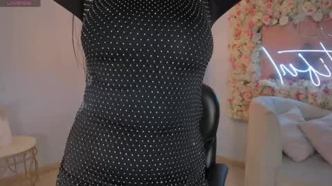 Sarah  independent model online show from 04/14/26, 04:07