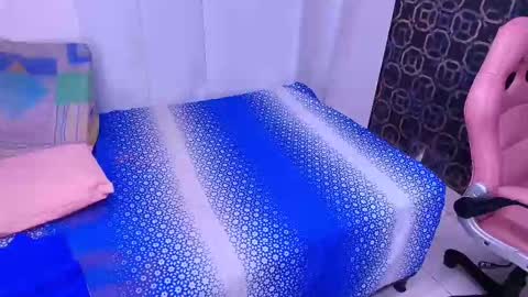 Sara  online show from 03/04/25, 12:01