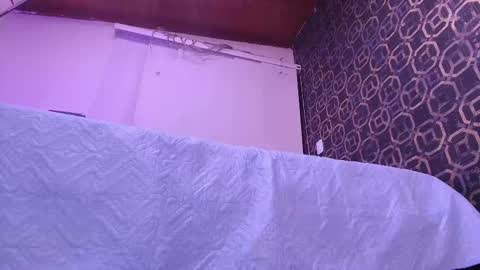 Sara  online show from 09/28/25, 11:59