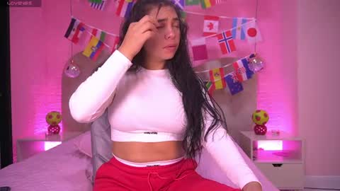 Sara  online show from 07/11/26, 11:57