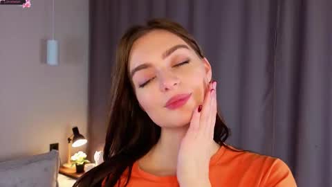 Rosie online show from 11/28/25, 06:16