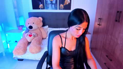 saralife69 online show from 03/04/25, 10:46