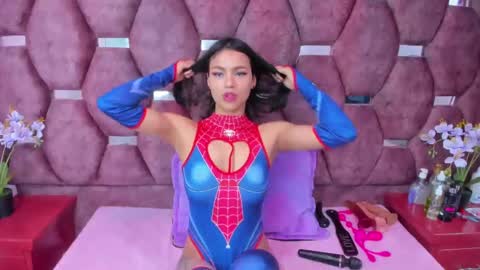 Snapshot of saraloveee_ chatting on 02/23/25, 03:02 Sarita  online show from 02/23/25, 03:02