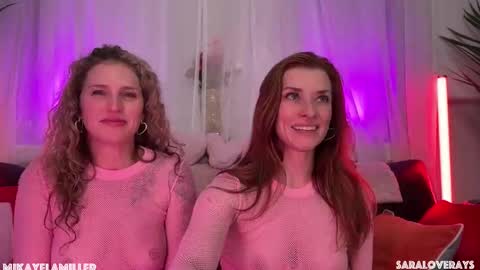 Snapshot of saraloverays chatting on 02/22/25, 02:06 Back from Vacay Follow for more here online show from 02/22/25, 02:06