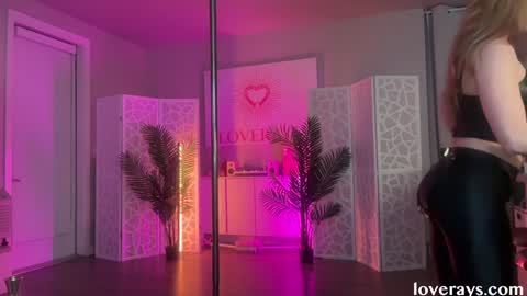 Back from Vacay  Follow for more here  online show from 02/06/26, 03:22