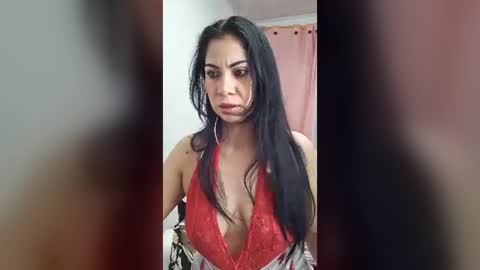 Snapshot of saralunabella02 chatting on 06/21/26, 07:49 sara luna online show from 06/21/26, 07:49