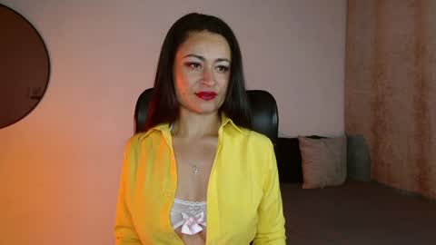 saramilf_69 online show from 01/18/25, 12:04
