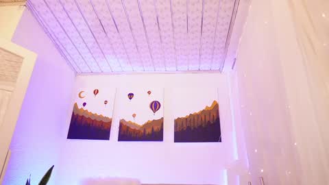 Snapshot of saraparisi_ chatting on 01/03/25, 02:43 Sara online show from 01/03/25, 02:43