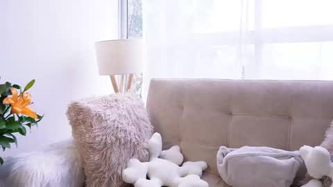 Snapshot of saraparisi_ chatting on 03/10/25, 10:02 Sara online show from 03/10/25, 10:02