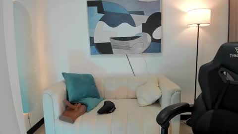 I am Sara  online show from 02/06/26, 08:56