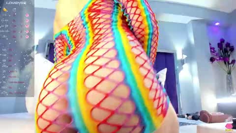 Snapshot of sarariley_ chatting on 09/29/25, 11:20 Sara online show from 09/29/25, 11:20