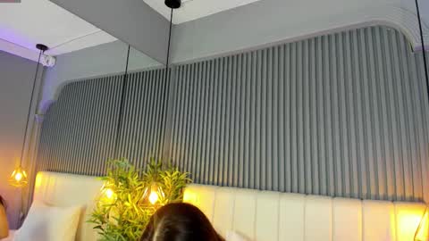 Sara   online show from 12/21/25, 10:39