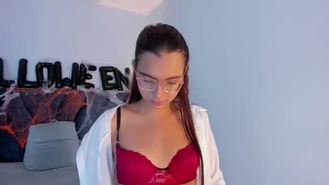 Sara online show from 10/20/25, 08:31