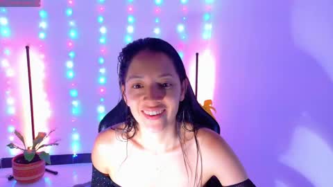 Snapshot of sarasavaagee chatting on 04/20/26, 03:15 Sara online show from 04/20/26, 03:15