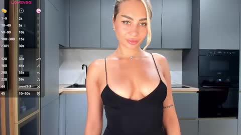 Snapshot of sarashineee chatting on 07/02/26, 01:38 Sara online show from 07/02/26, 01:38