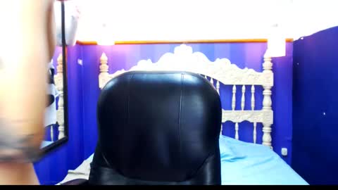 Sara Sofia online show from 10/03/25, 02:30