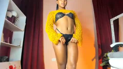 Snapshot of sarasolei chatting on 10/01/25, 09:21 ZaraSolei online show from 10/01/25, 09:21