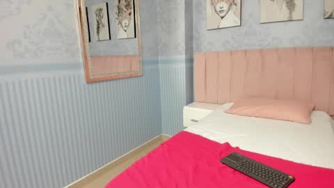 Snapshot of sarasweet18_ chatting on 03/06/25, 01:57 Sara online show from 03/06/25, 01:57