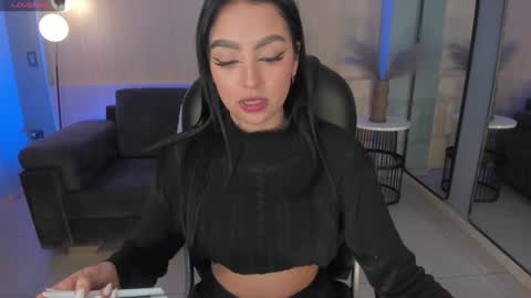 Sara Winstone online show from 12/14/24, 07:46