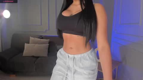 Sara Winstone online show from 02/23/25, 12:05