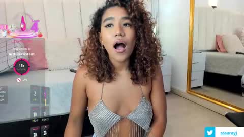 Snapshot of saray_cum chatting on 02/26/25, 08:33 saray online show from 02/26/25, 08:33