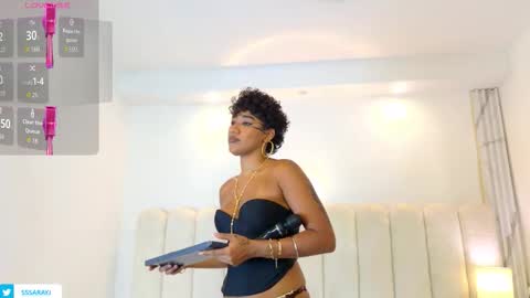 Snapshot of saray_cum chatting on 10/25/25, 06:35 saray online show from 10/25/25, 06:35