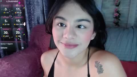 Snapshot of saray_cute_ chatting on 01/28/25, 03:57 Lista de deseos online show from 01/28/25, 03:57