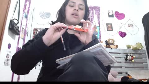Snapshot of saray_extrovert1 chatting on 12/19/24, 04:56 Sara Jimenez online show from 12/19/24, 04:56