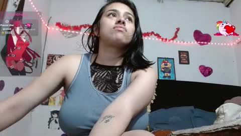 Snapshot of saray_extrovert1 chatting on 10/27/25, 04:05 Sara Jimenez online show from 10/27/25, 04:05
