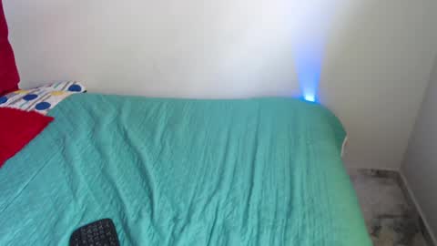 Snapshot of saray_honey1 chatting on 02/27/25, 06:53 saray online show from 02/27/25, 06:53