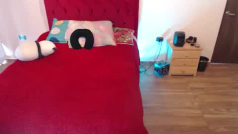 saray online show from 02/11/26, 07:52