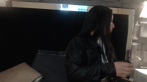 Saray Pink online show from 01/10/26, 11:34