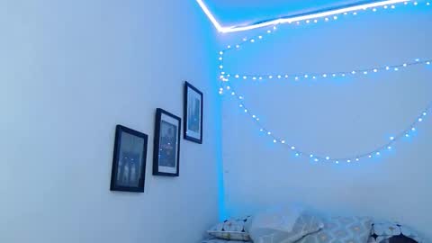 sarayander online show from 02/28/25, 10:20