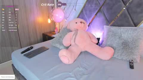 Snapshot of sarayofficial chatting on 03/12/26, 01:01 Saray Lopez online show from 03/12/26, 01:01