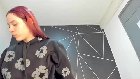 Baby Saren online show from 02/03/26, 12:21